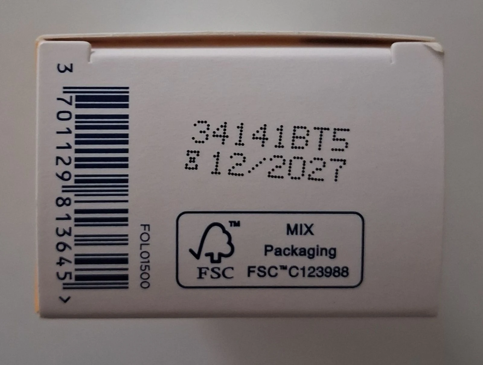 Pochette Bioderma com o protetor solar 50 + – photo 3